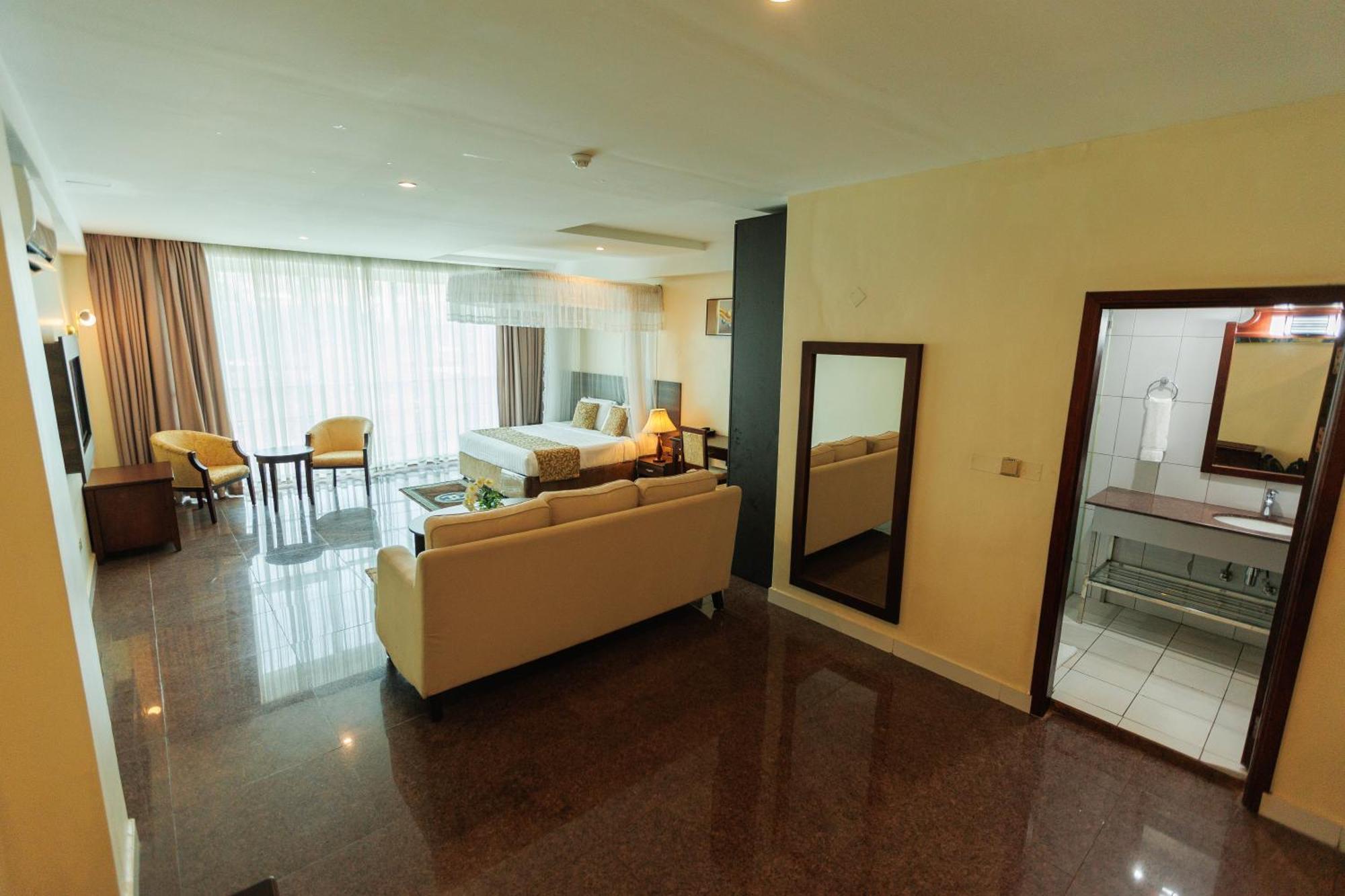 Koki Hotel Kampala Eksteriør bilde